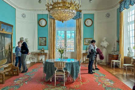 Prins Eugens Waldemarsudde Matsalen är sällskapsvåningens högtidligaste rum. Rummets färgsättning liksom de rundade hörnen anknyter till ett klassicerande inredningsideal. År 1898 ritade...