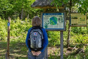 Informationstavla Informationstavla vid huvudingången till naturreservatet