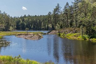 Tresticklans nationalpark Stranden vid sjön Fiskelös.