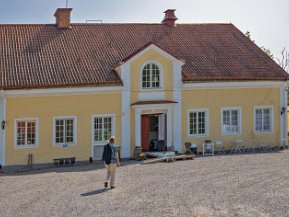 Magnifikt cafe utanför Sparreholm I Sigridslund i Årdala utanför Sparreholm byggdes 1826 en uppfostringsanstalt som hundra år senare blev en mönsterskola...