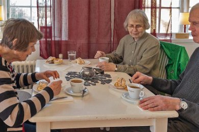 Fika i Sigridslunds café Söndagsutflykt i mars 2022 till Sigridslunds café.
